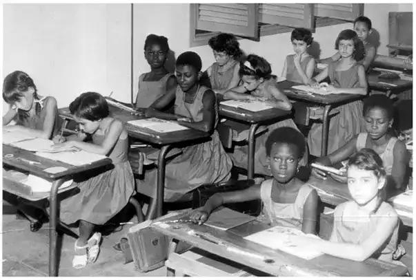 salle de classe abidjan septembre 1964